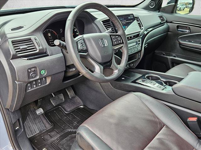 Used 2024 Honda Ridgeline Black Edition image 10