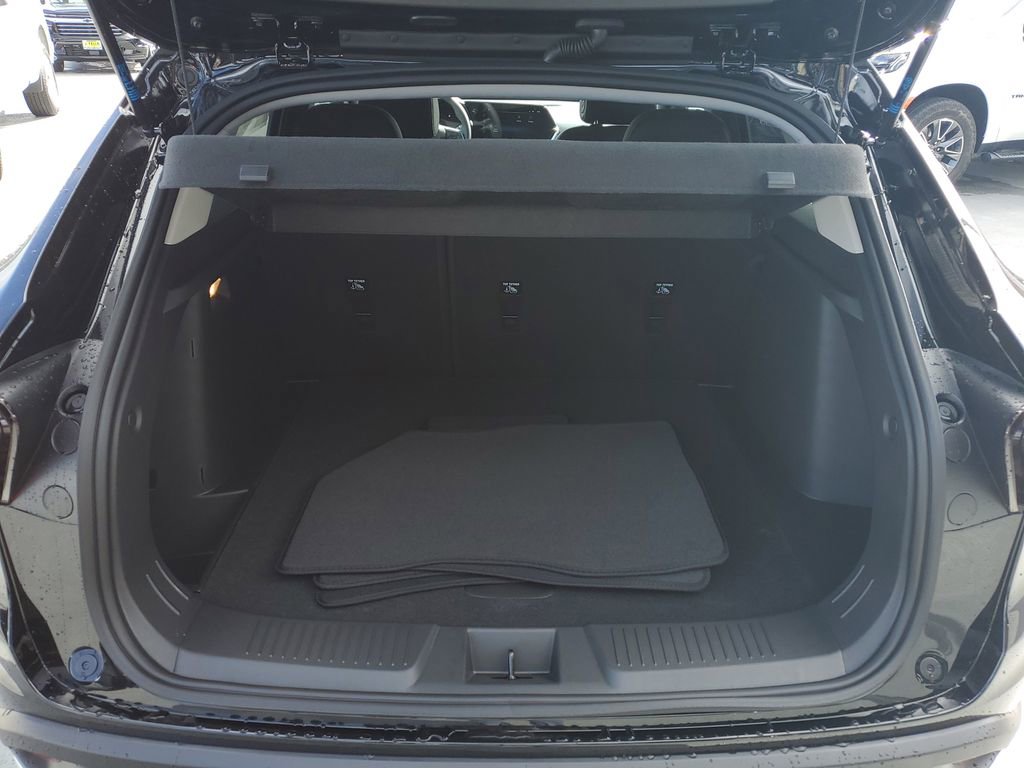 New 2026 Chevrolet Trax LT image 9