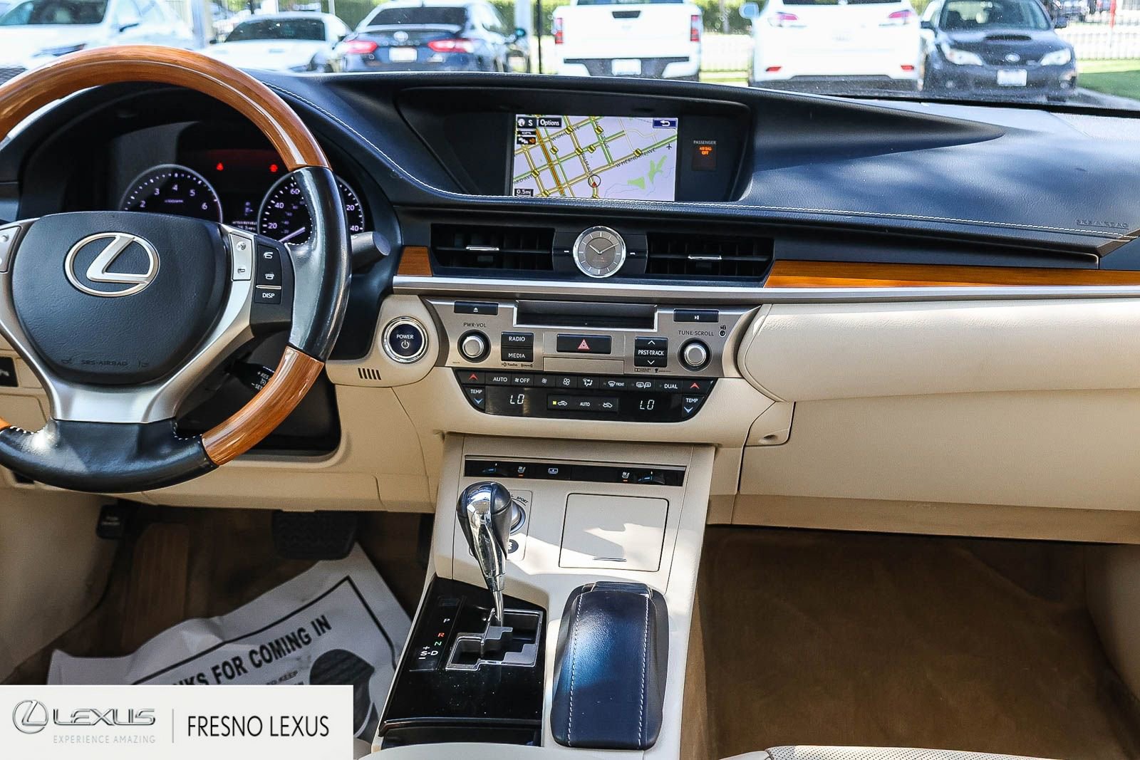 Used 2015 Lexus ES 300h w/ Navigation System Package FWD image 14
