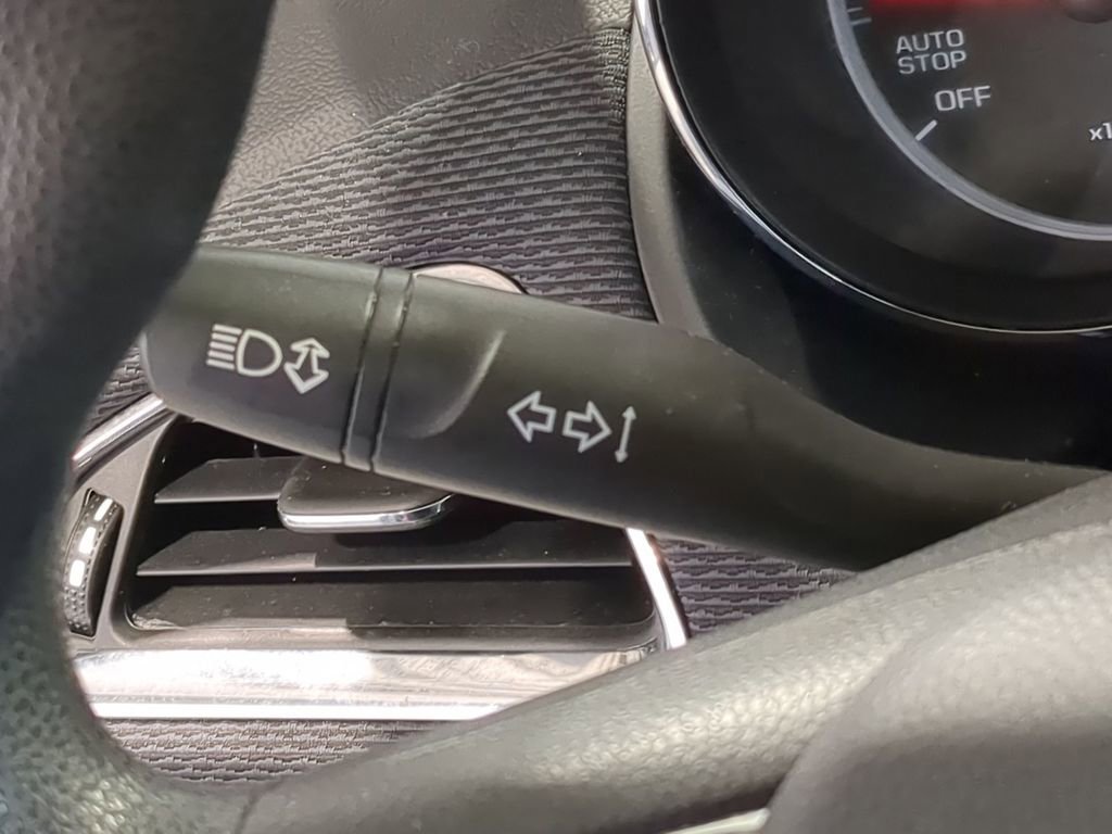 Used 2019 Chevrolet Cruze LS w/ LS Fleet Convenience Package FWD image 30