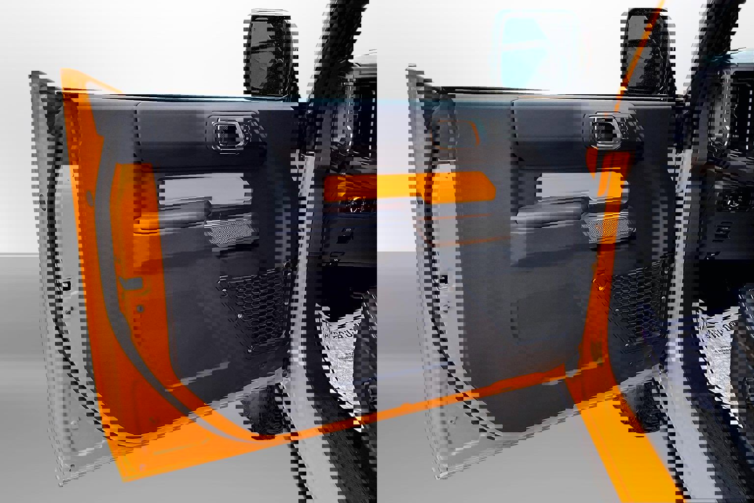 Used 2021 Ford Bronco First Edition AWD/4WD image 25