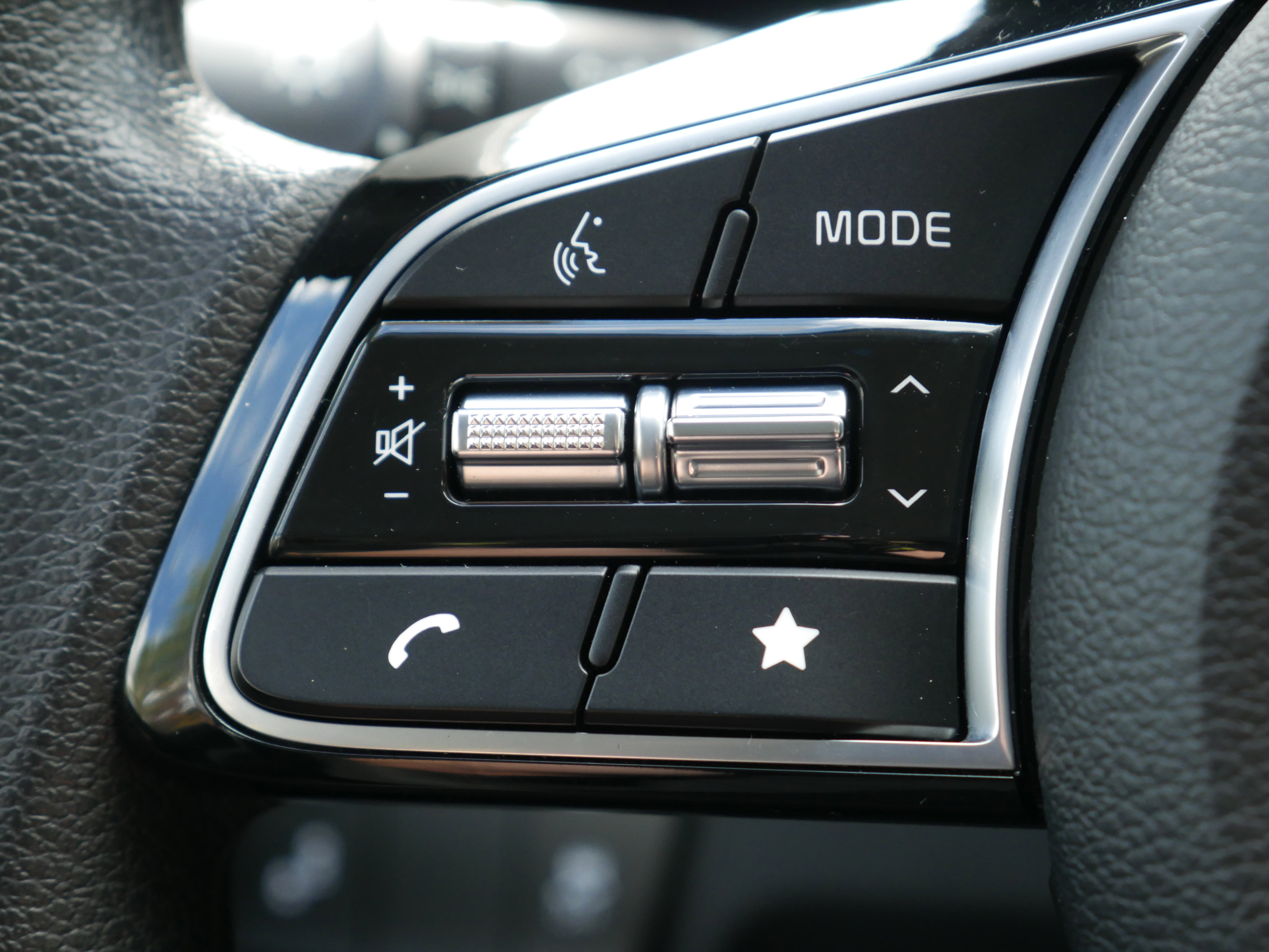Certified 2023 Kia Forte LXS w/ LXS Technology Package image 22