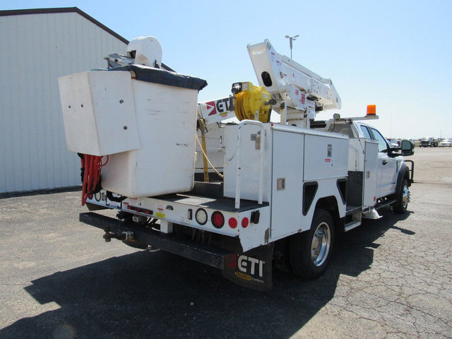 Used 2019 Ford F550 4x4 SuperCab Super Duty image 3