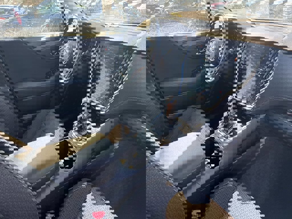 Used 2024 Subaru Outback Premium image 25