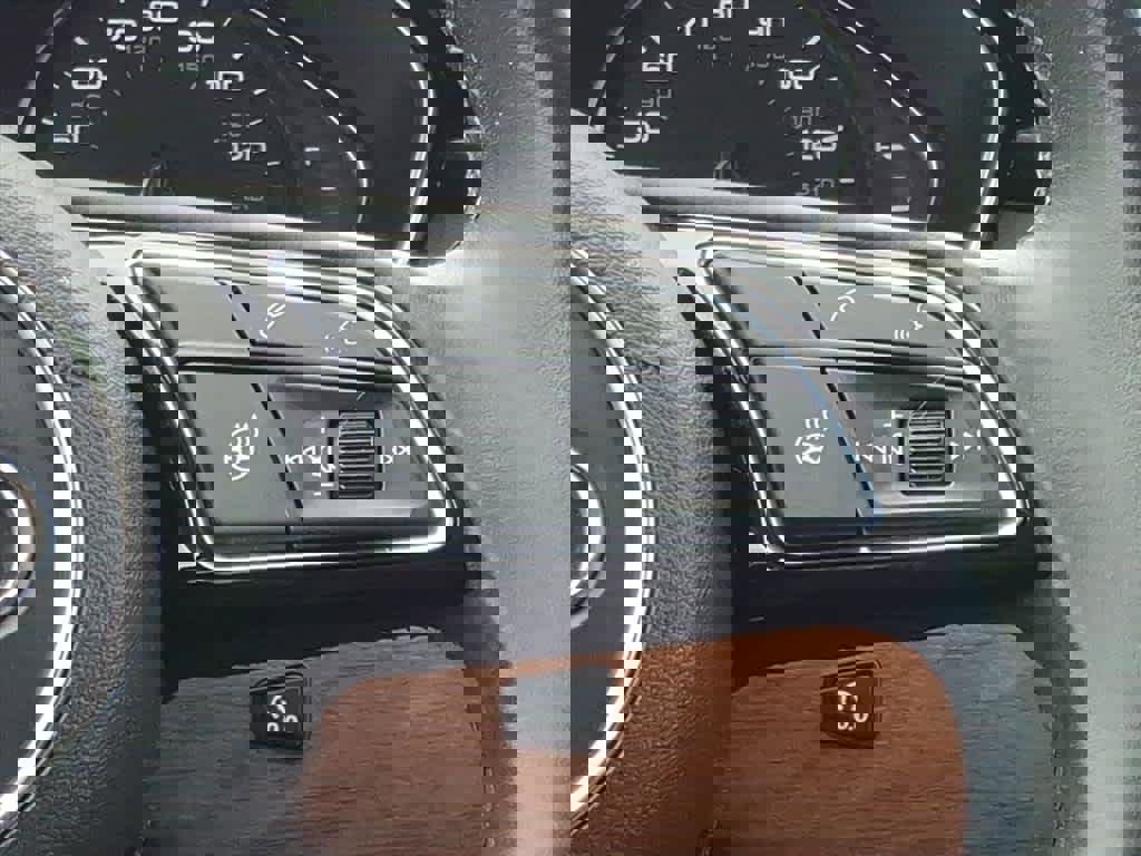 Used 2021 Audi A4 2.0T Premium w/ Convenience Package image 10