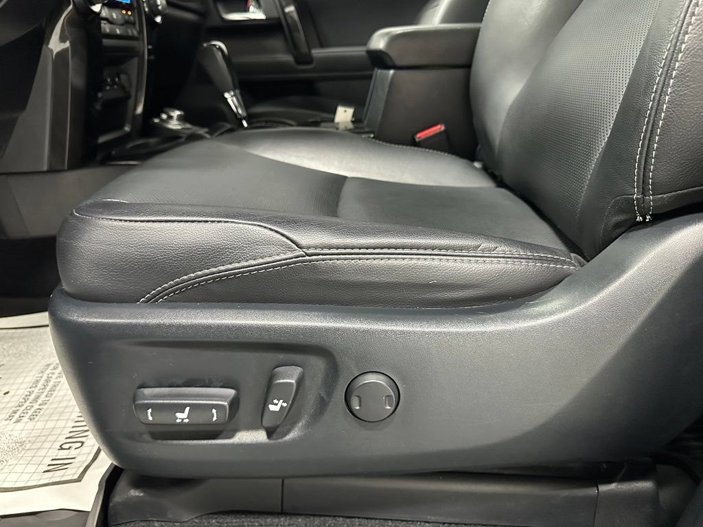 Used 2021 Toyota 4Runner Nightshade AWD/4WD image 12