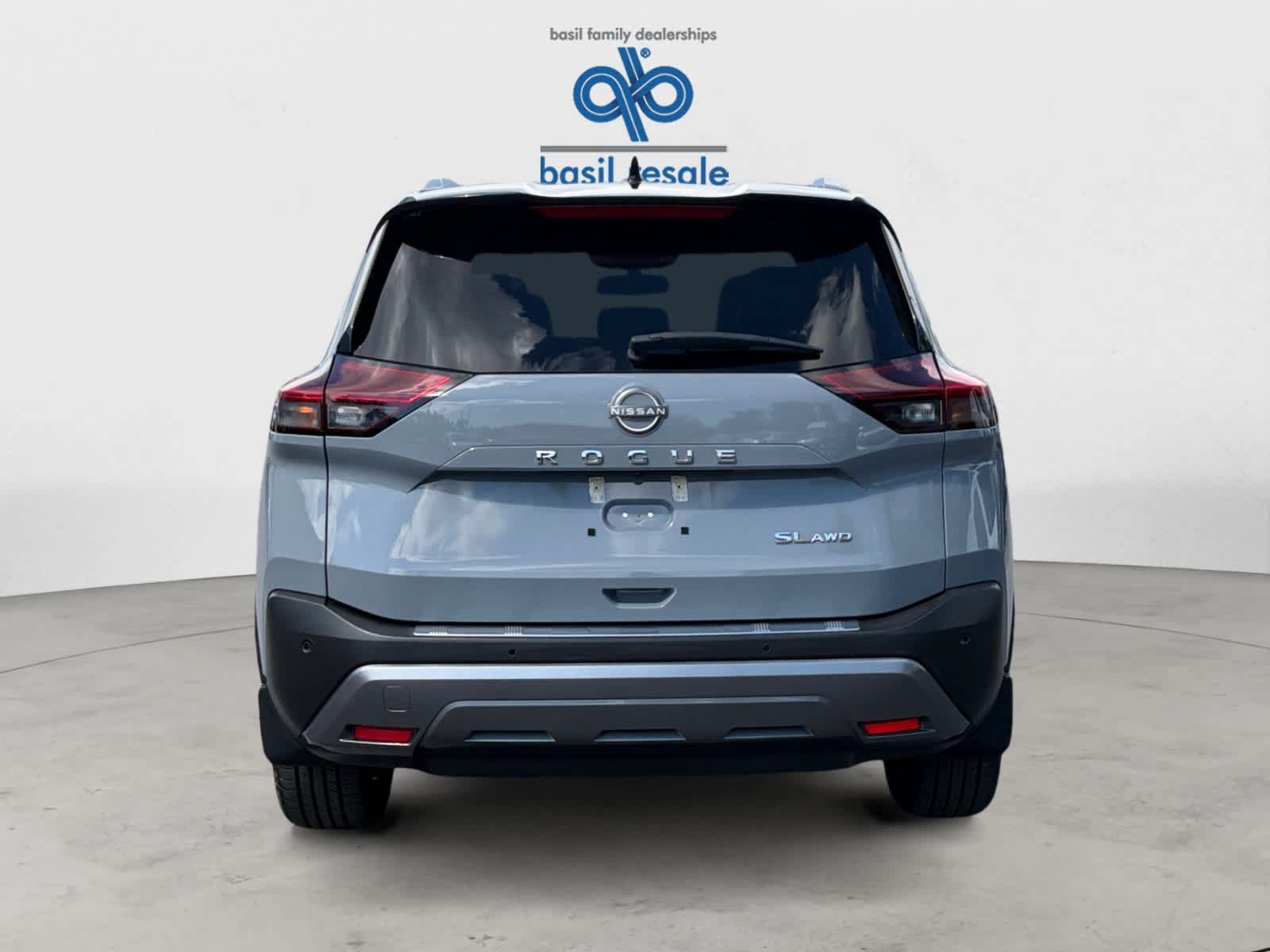Used 2023 Nissan Rogue SL w/ SL Premium Package AWD/4WD image 5