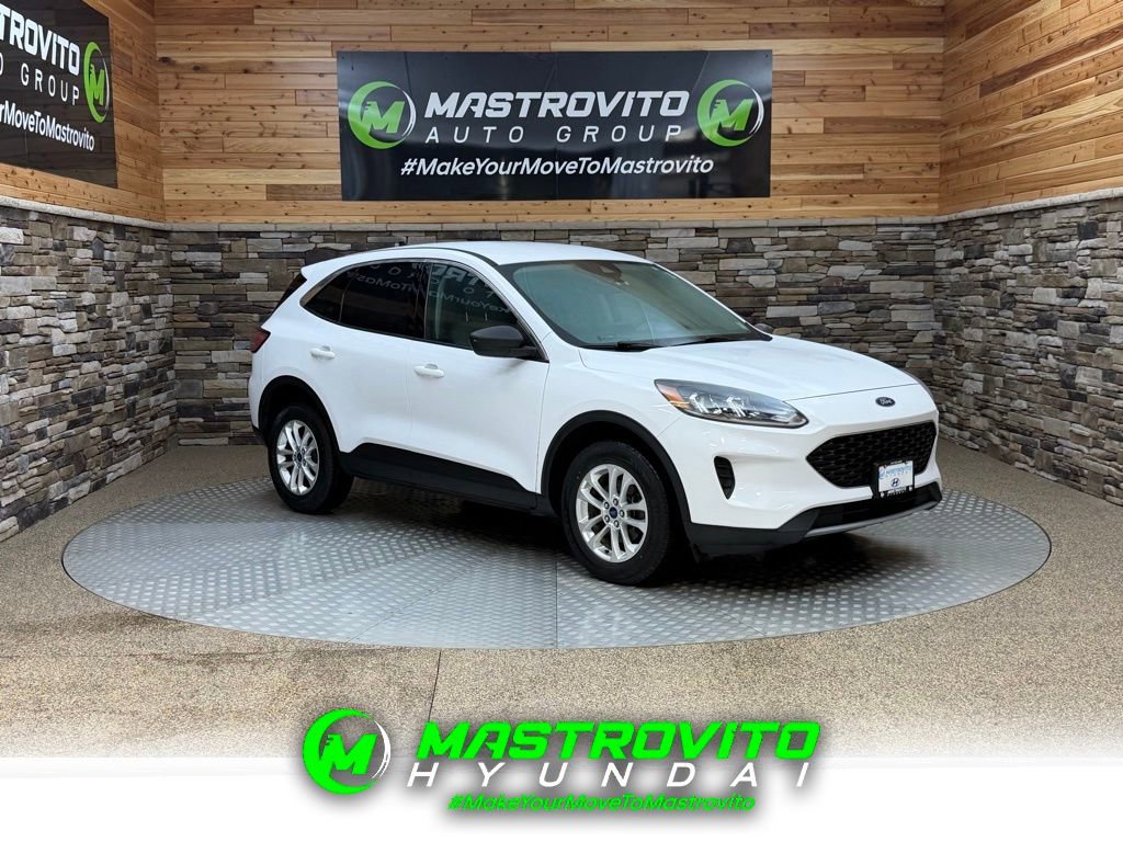 Used 2022 Ford Escape SE w/ Cold Weather Package
