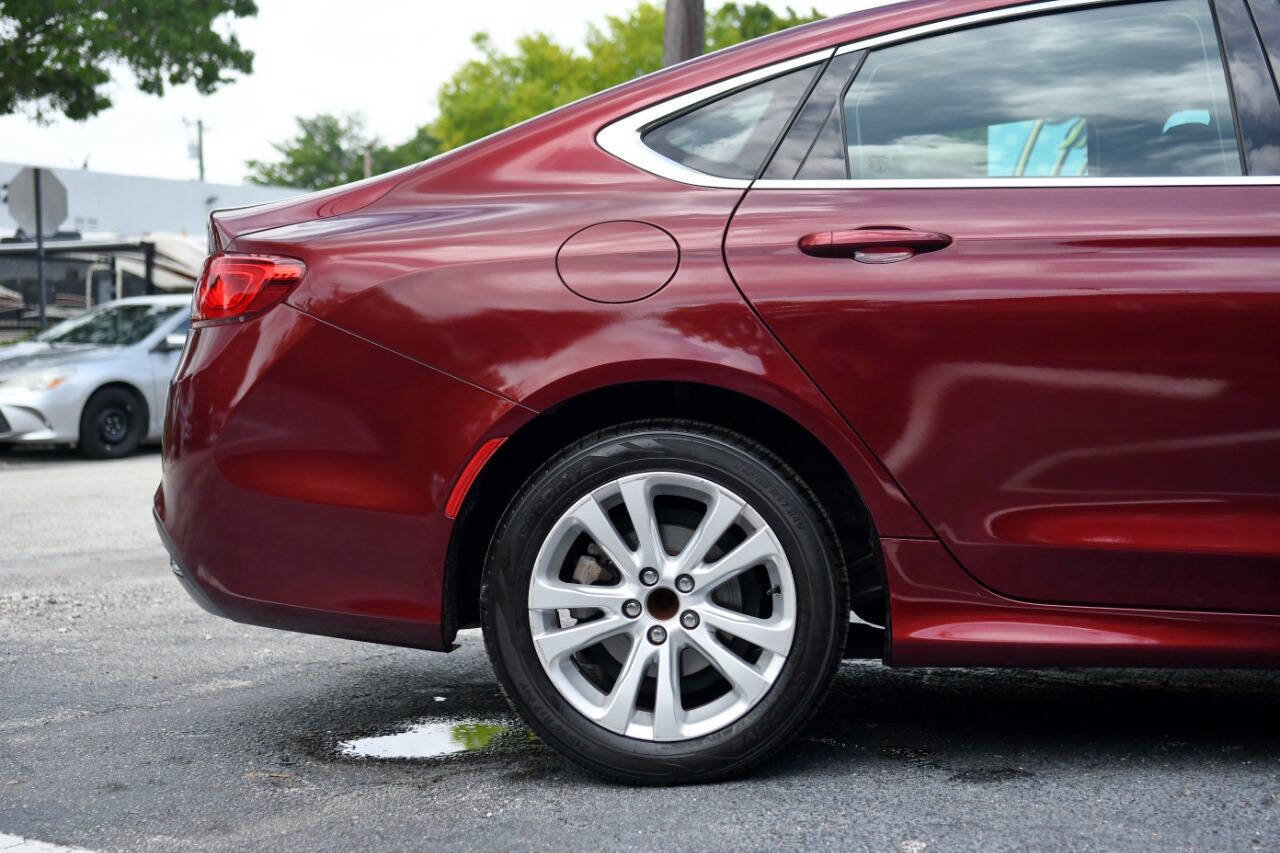 Used 2015 Chrysler 200 Limited FWD image 31