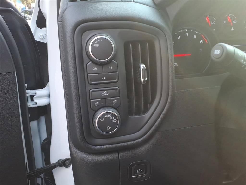 New 2026 Chevrolet Silverado 3500 W/T AWD/4WD image 15