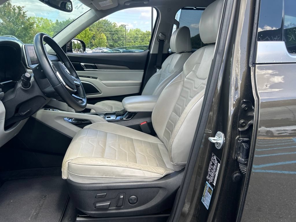 Used 2020 Kia Telluride SX w/ SX Prestige Package AWD/4WD image 9