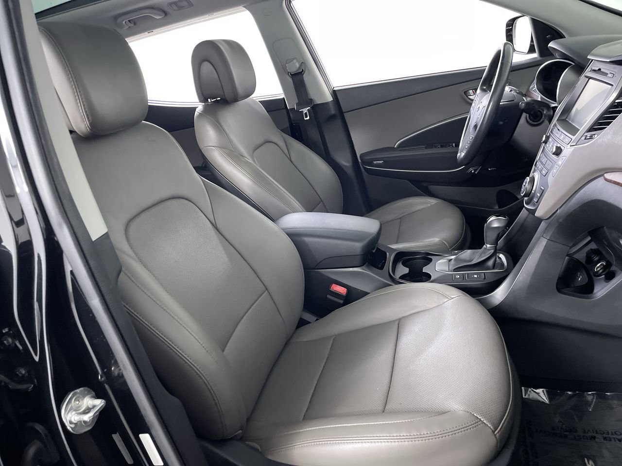 Used 2018 Hyundai Santa Fe Sport w/ 2.4L Tech Package 04 AWD/4WD image 25
