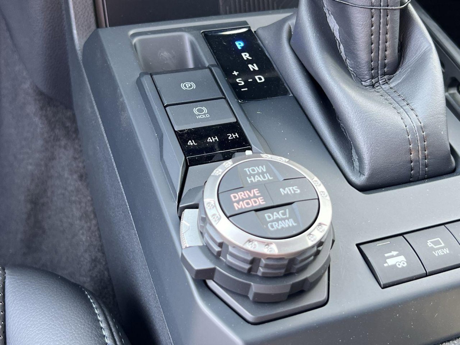 New 2024 Toyota Tacoma TRD Off-Road image 24