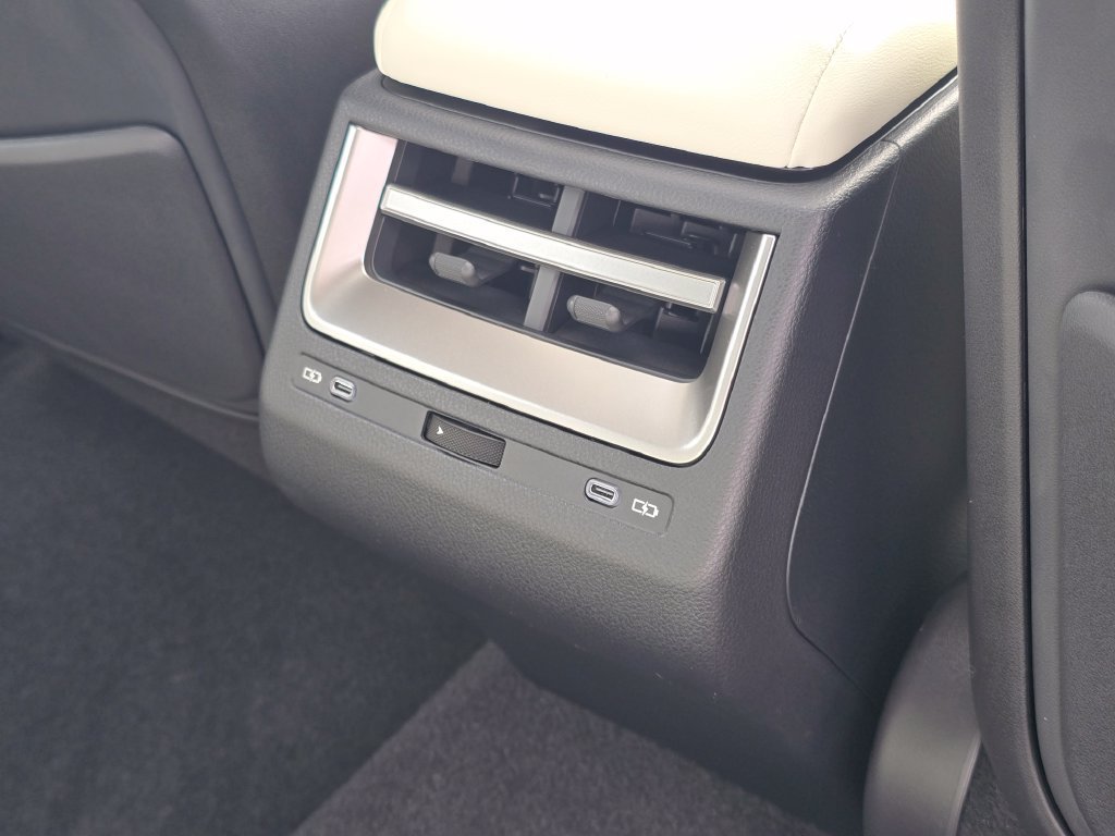 New 2026 Lexus ES 350h w/ Cold Area Package FWD image 35