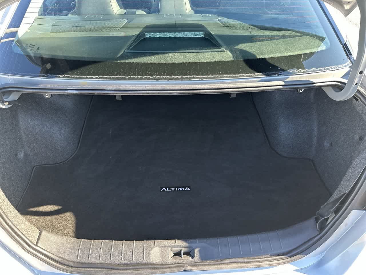 Used 2020 Nissan Altima 2.5 SR w/ Premium Package FWD image 29
