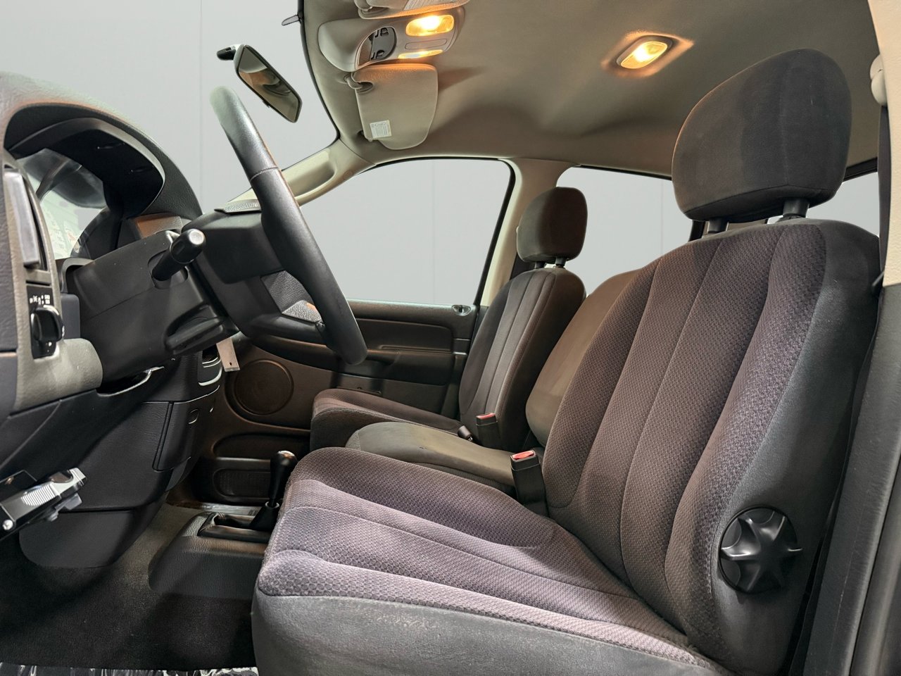 Used 2004 Dodge Ram 3500 Truck SLT w/ Trailer Tow Group image 35