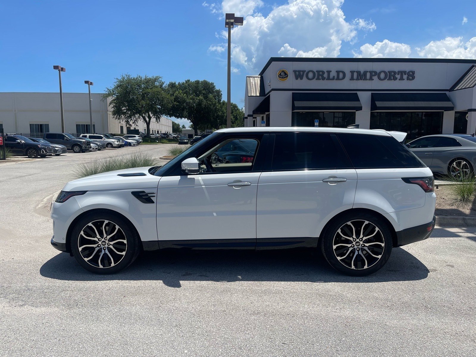 Used 2022 Land Rover Range Rover Sport HSE Silver Edition AWD/4WD image 49