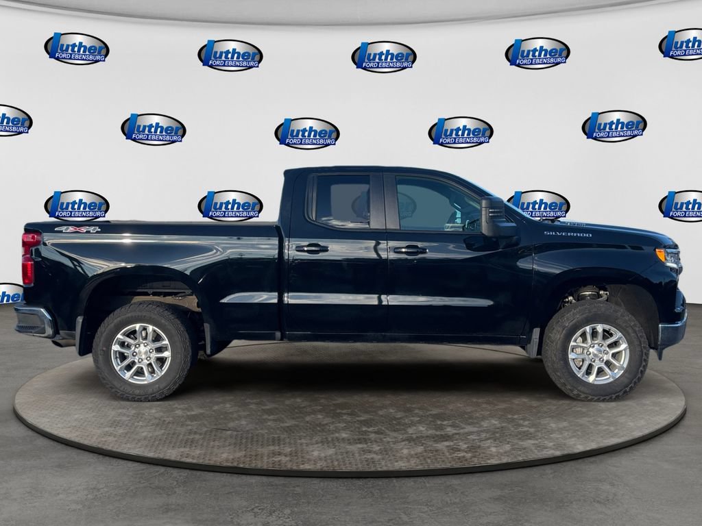 Used 2026 Chevrolet Silverado 1500 LT AWD/4WD image 6