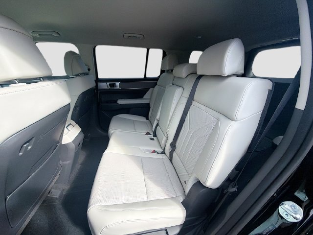 Certified 2026 Hyundai Santa Fe SEL FWD image 24