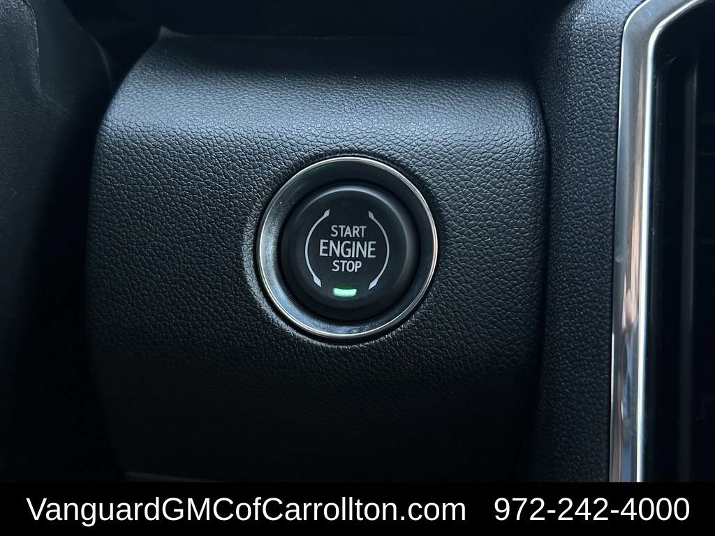 New 2026 GMC Acadia Denali Ultimate w/ LPO, Floor Liner Package AWD/4WD image 18