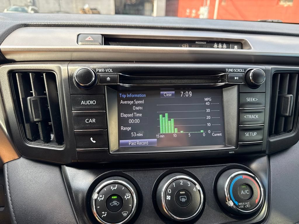 Used 2018 Toyota RAV4 LE w/ All Weather Liner Package AWD/4WD image 32