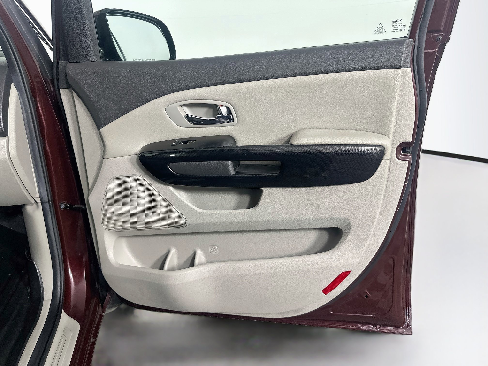 Used 2017 Kia Sedona EX FWD image 33