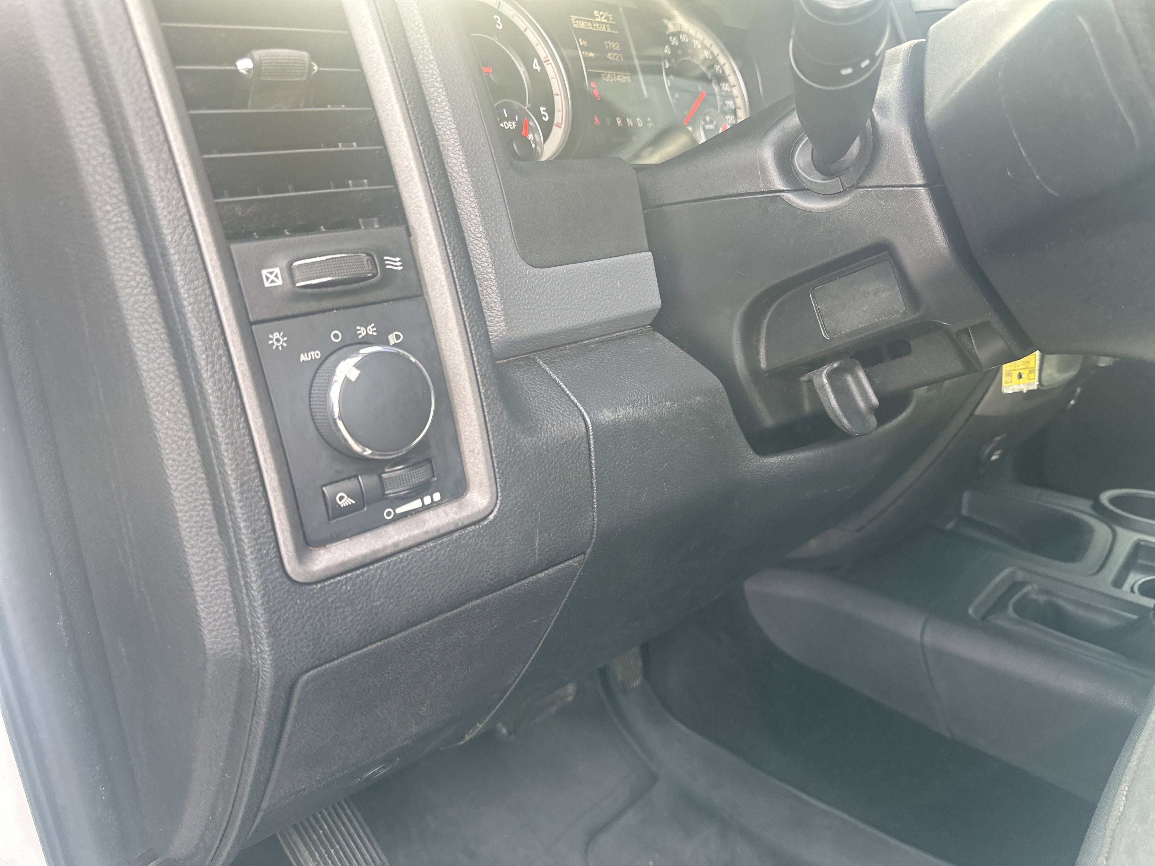 Used 2016 RAM 2500 Tradesman w/ Chrome Appearance Group image 38