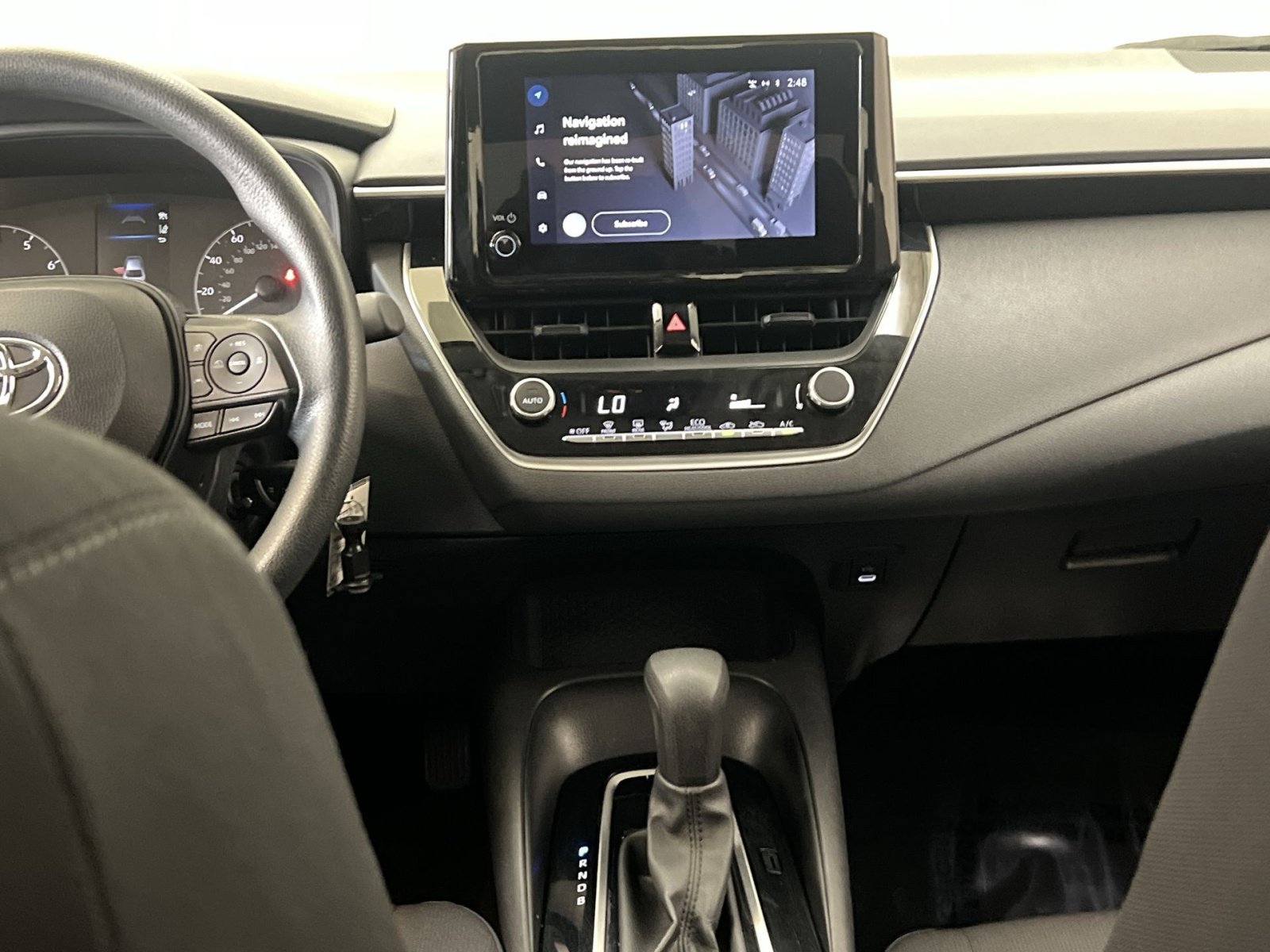 Used 2024 Toyota Corolla LE FWD image 32
