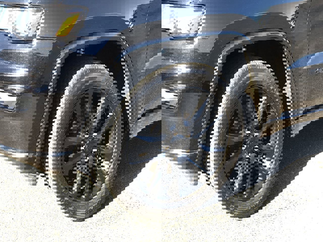 Used 2021 Jeep Grand Cherokee Laredo X image 2