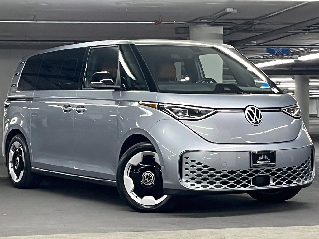 Used 2025 Volkswagen ID. Buzz Pro S RWD image 2
