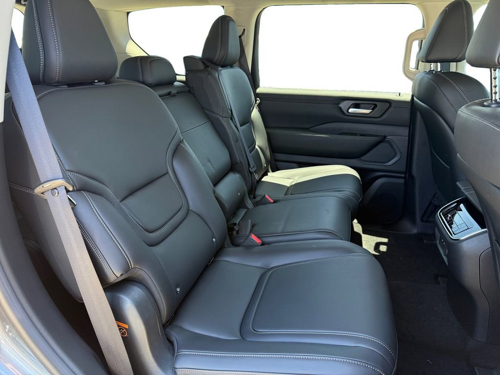 New 2026 Nissan Armada SV RWD image 17