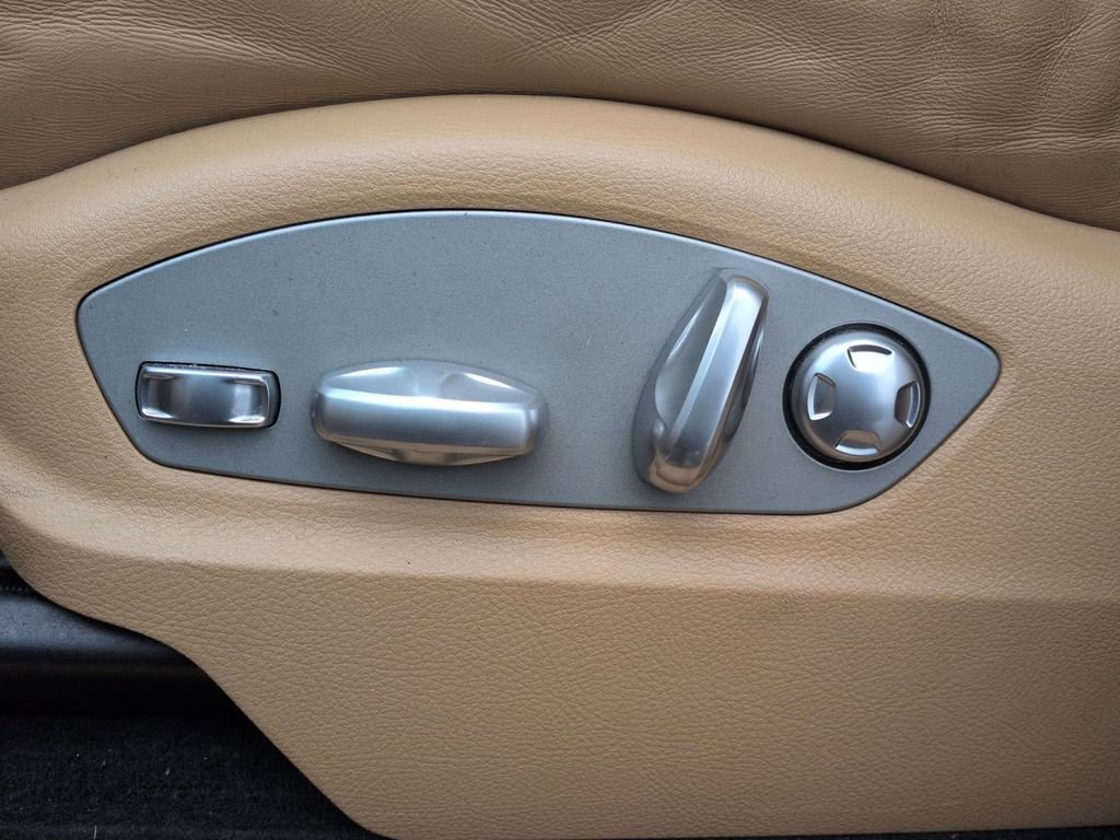 Used 2018 Porsche Macan image 14