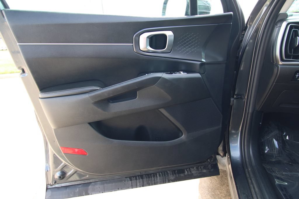 Used 2024 Kia Sorento S FWD image 38