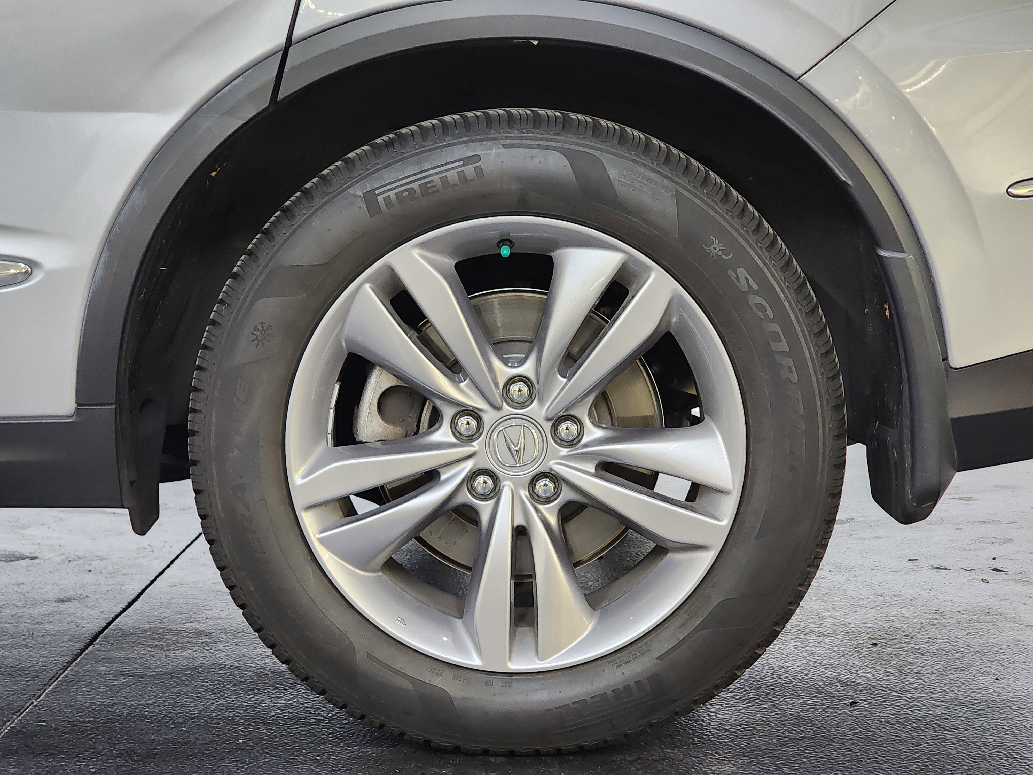 Certified 2024 Acura MDX SH-AWD image 30