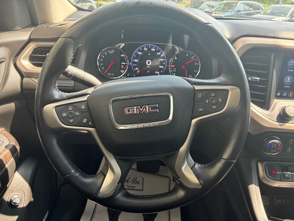 Used 2022 GMC Acadia Denali w/ Denali Ultimate Package FWD image 27