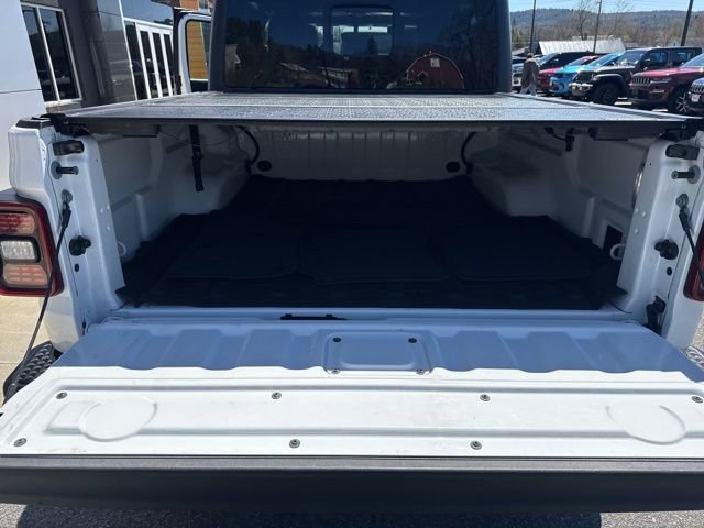 Used 2021 Jeep Gladiator Mojave AWD/4WD image 31