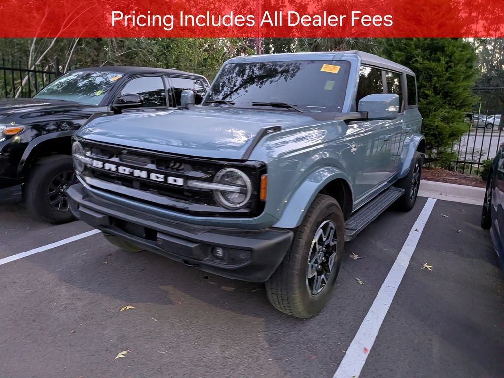 Used 2024 Ford Bronco Outer Banks AWD/4WD image 3