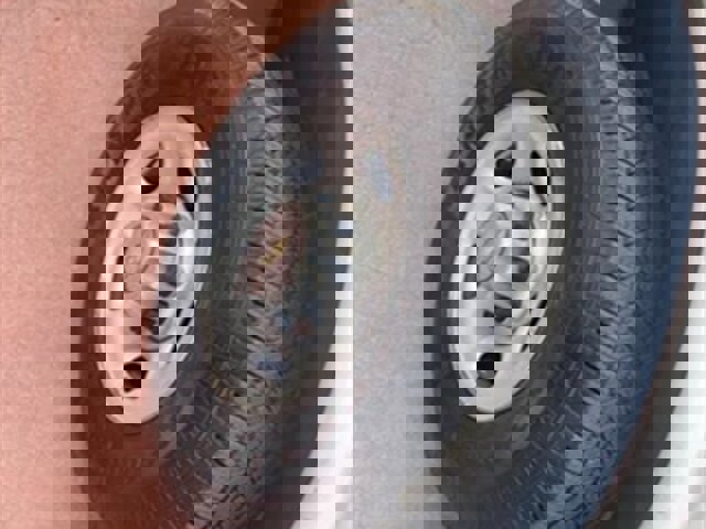 Used 2014 Chevrolet Express 2500 image 14