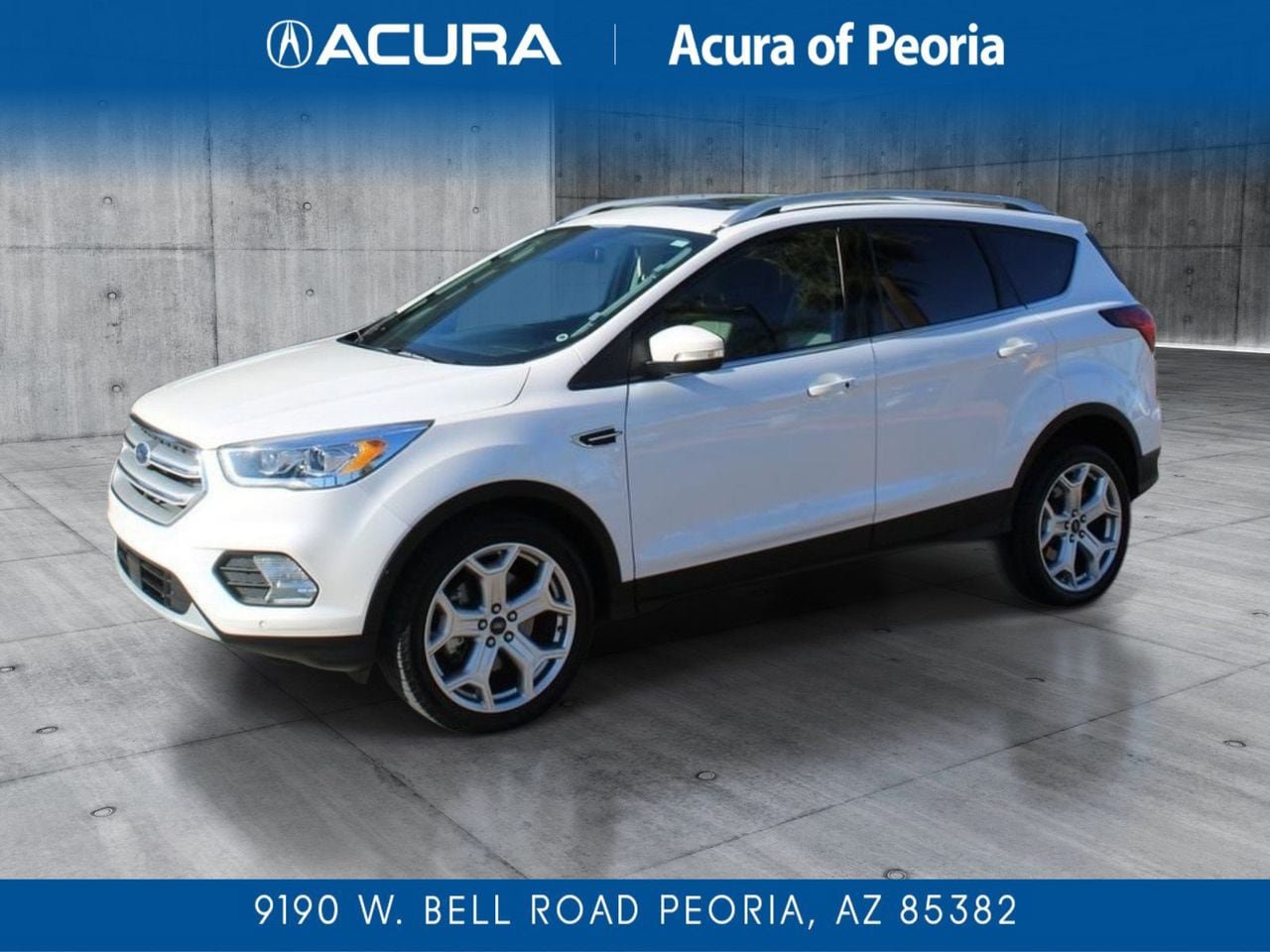 Used 2019 Ford Escape Titanium FWD image 1