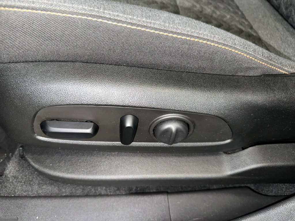 Certified 2024 Chevrolet Equinox LT image 3