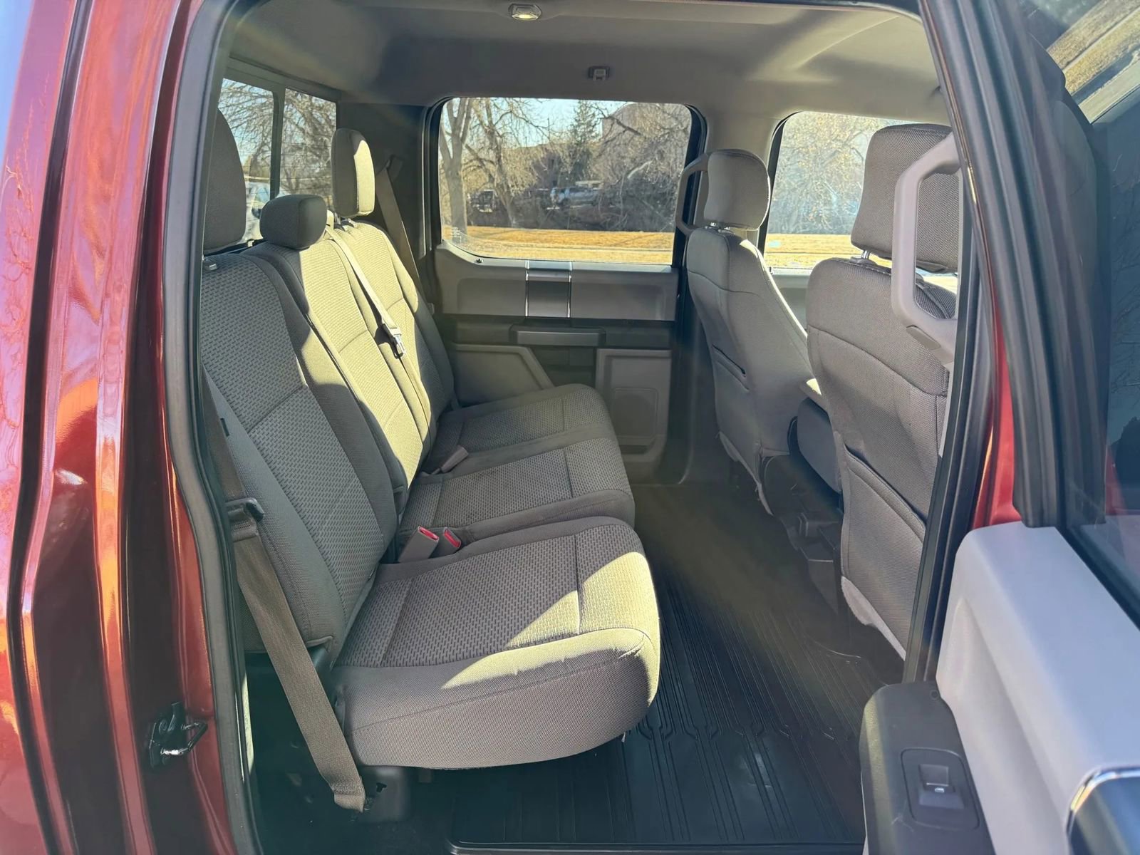 Used 2016 Ford F150 XLT w/ Equipment Group 302A Luxury AWD/4WD image 15