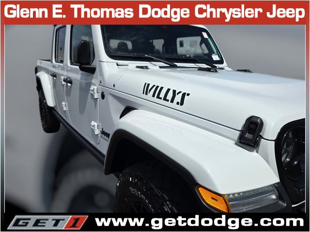 Certified 2025 Jeep Gladiator Willys image 6
