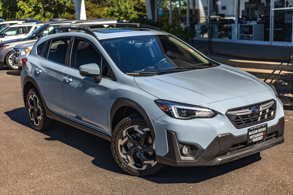 Used 2022 Subaru Crosstrek 2.5i Limited w/ Moonroof Package 2 AWD/4WD image 2
