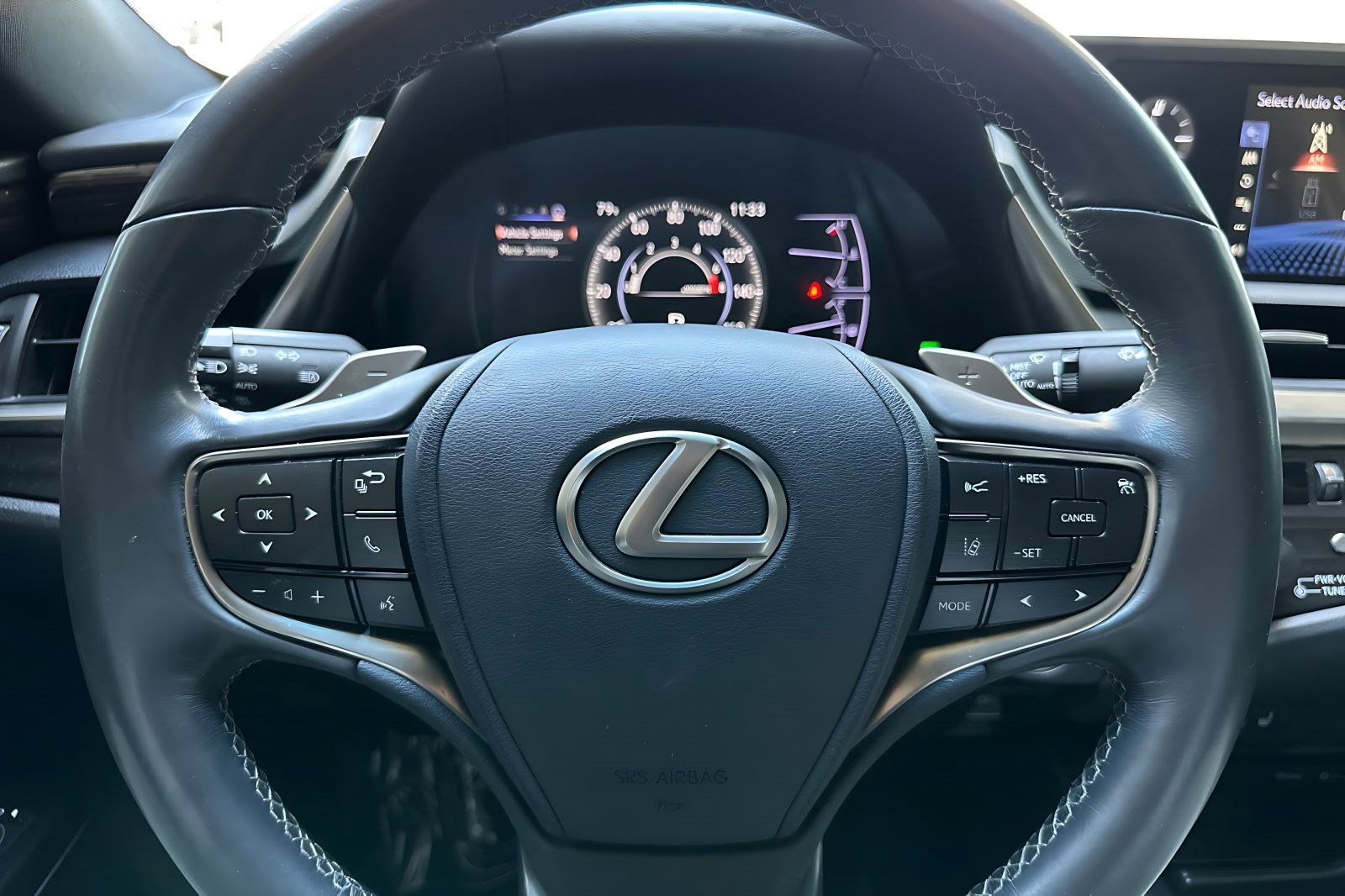 Certified 2020 Lexus ES 350 w/ Premium Package FWD image 18