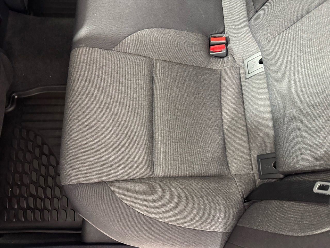 Used 2025 Toyota Camry LE image 26