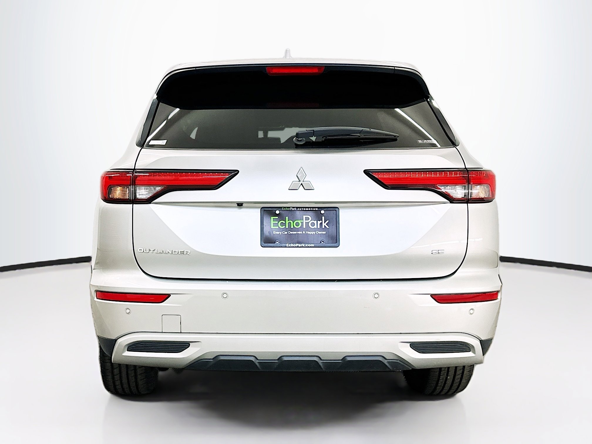 Used 2024 Mitsubishi Outlander SE image 7