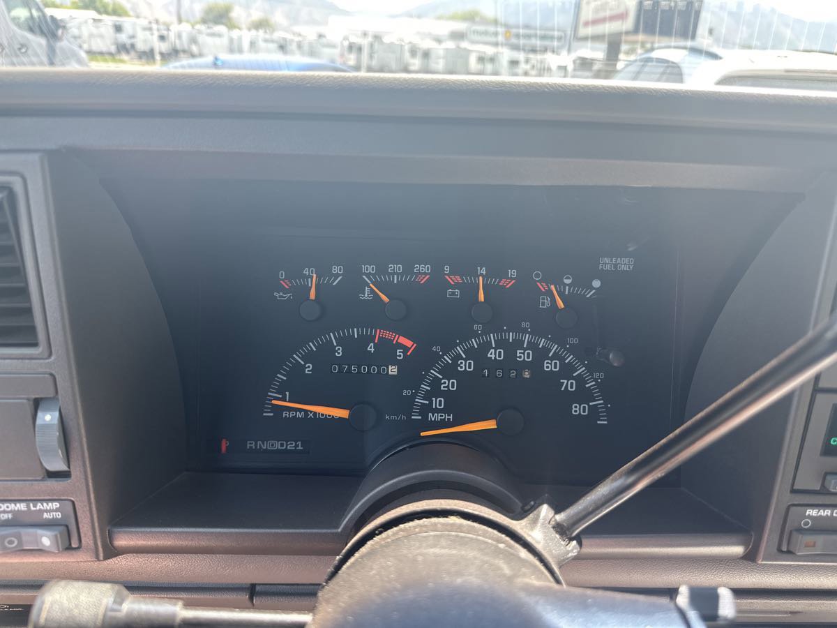 Used 1994 GMC Yukon 4WD 2-Door image 25