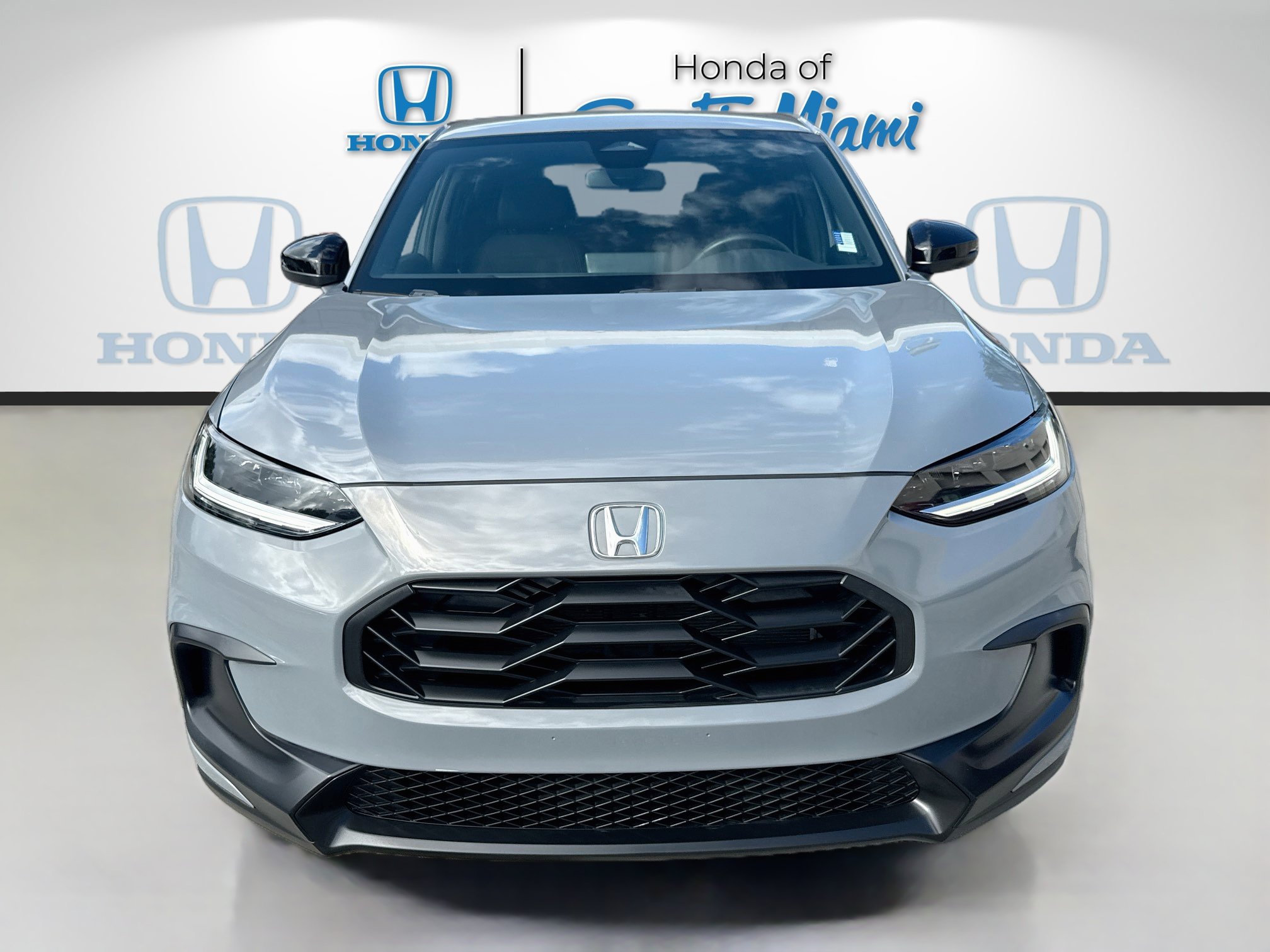 Used 2024 Honda HR-V Sport image 2
