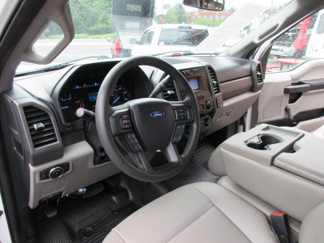 Used 2020 Ford F550 2WD Regular Cab Super Duty image 8