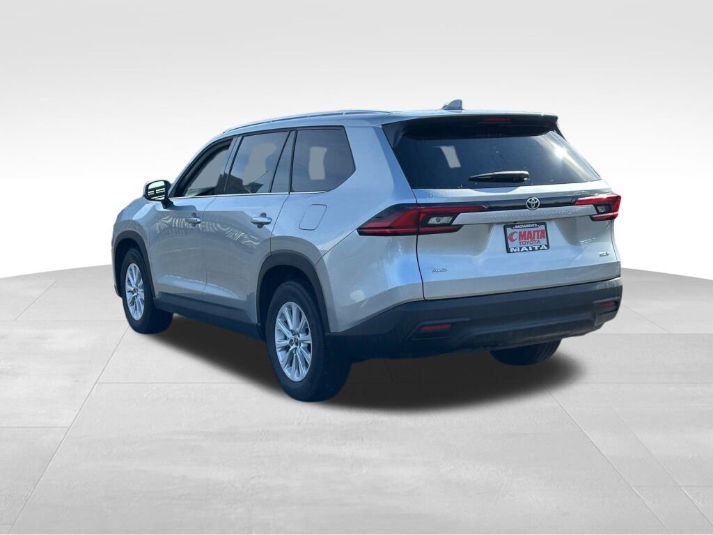 Certified 2025 Toyota Grand Highlander AWD image 6